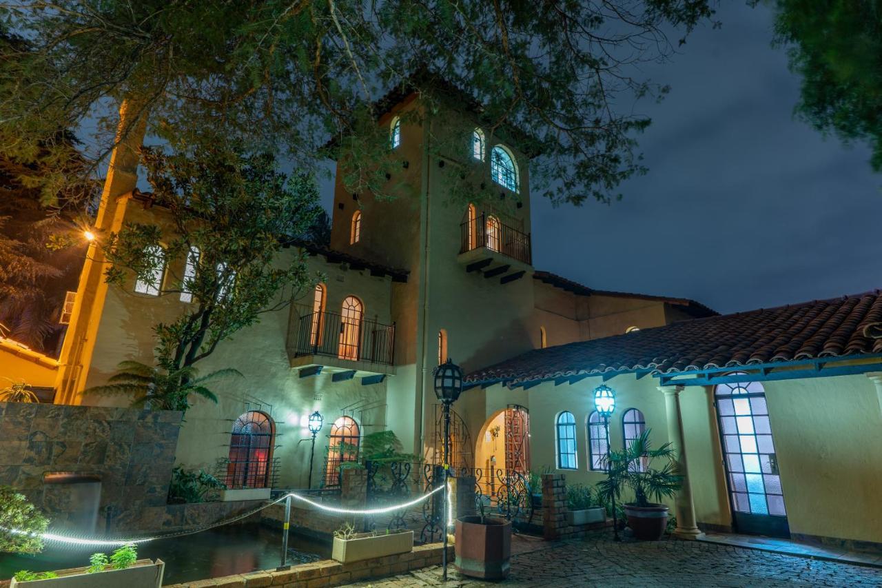 Airport Tower Lodge ケンプトンパーク エクステリア 写真