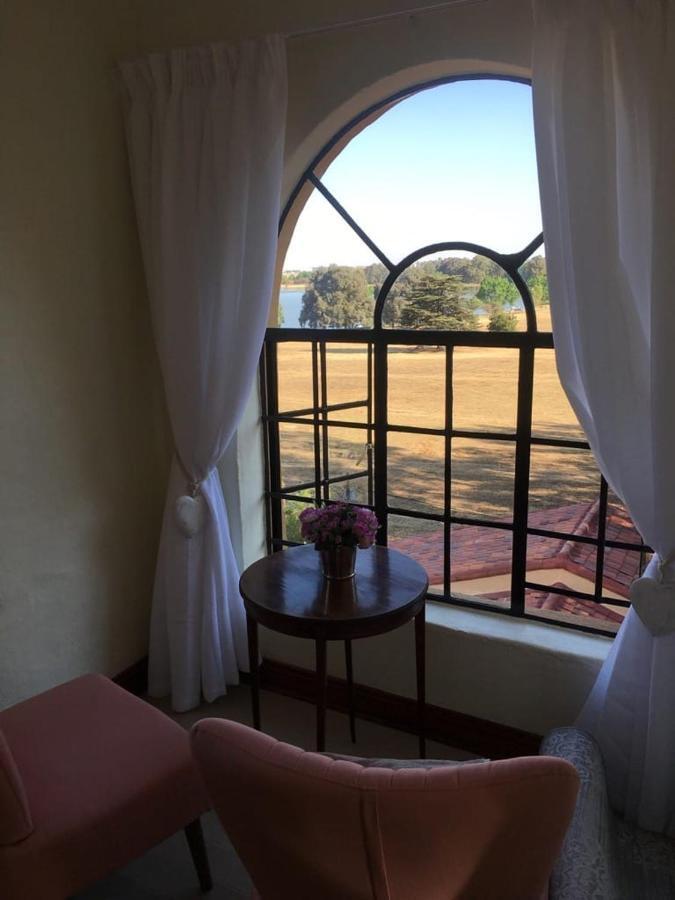Airport Tower Lodge ケンプトンパーク エクステリア 写真
